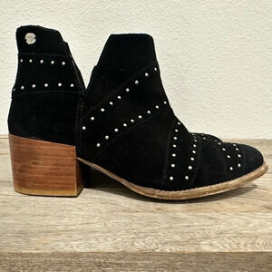 ROXY Lexie J black suede leather rivet ankle boots Size 8 Western